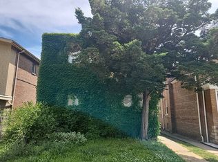 8811 S Harper Ave, Chicago, IL 60619
