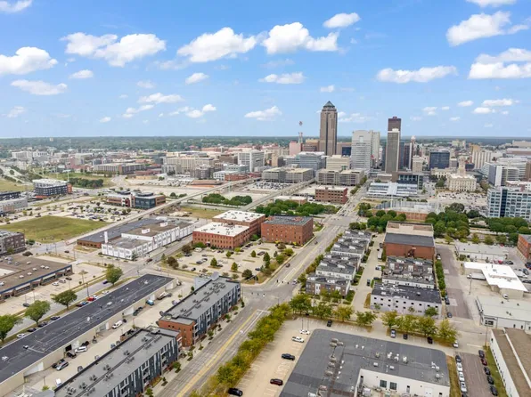 400 SW 7th St #201, Des Moines, IA 50309
