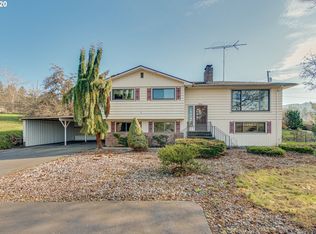 214 Fishpond Rd, Kelso, WA 98626