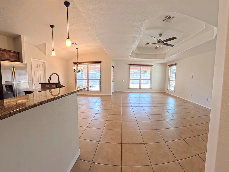 14 Burnham Dr — Photo 11