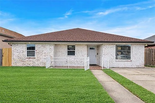 2804 Bradbury St Photo 1