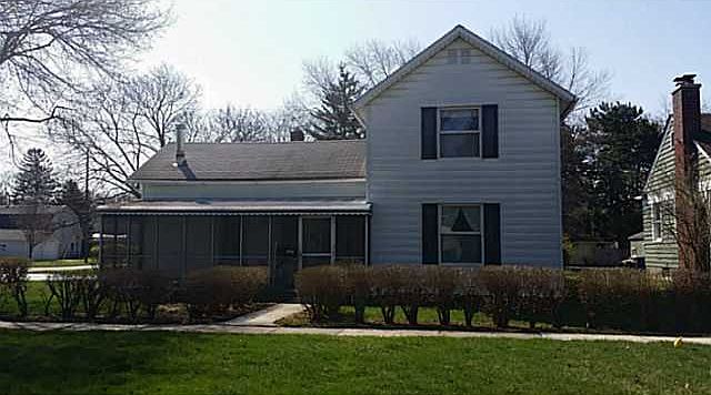 2nd image of 302 E 6th St