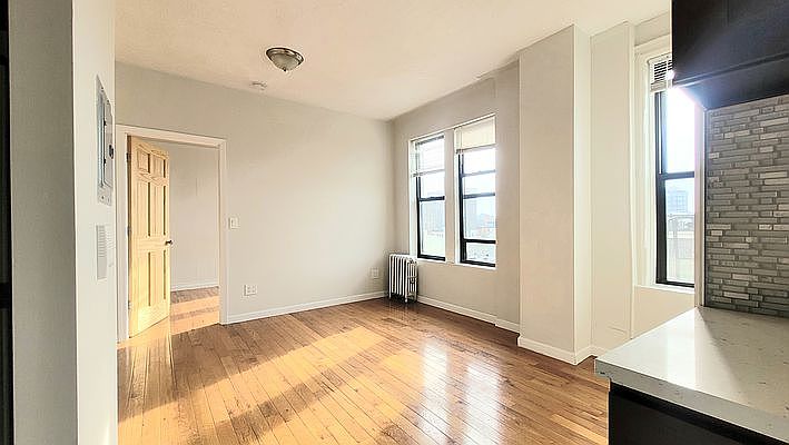 1st image of 87 Graham Ave APT 20