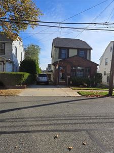203 Capitol Avenue, Williston Park, NY, 11596