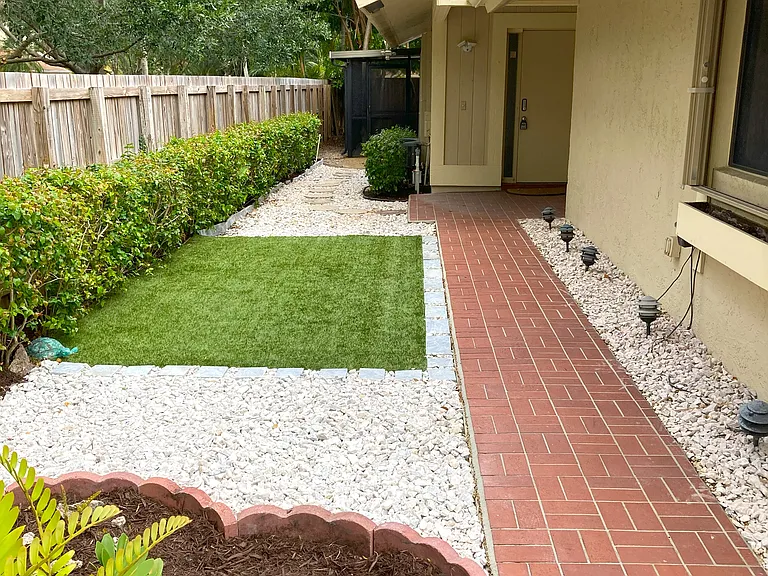 7755 Kenway Pl E — Photo 22