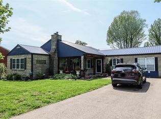 402 10th St, Crystal City, MO 63019