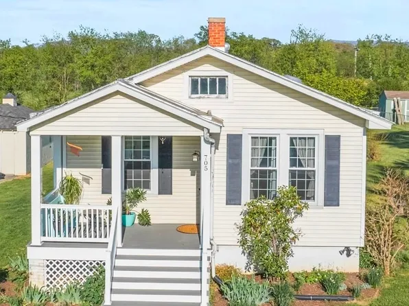 705 Battlefield Rd, Fort Defiance, VA 24437