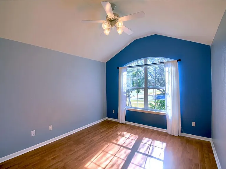 129 Copperwood Loop — Photo 17