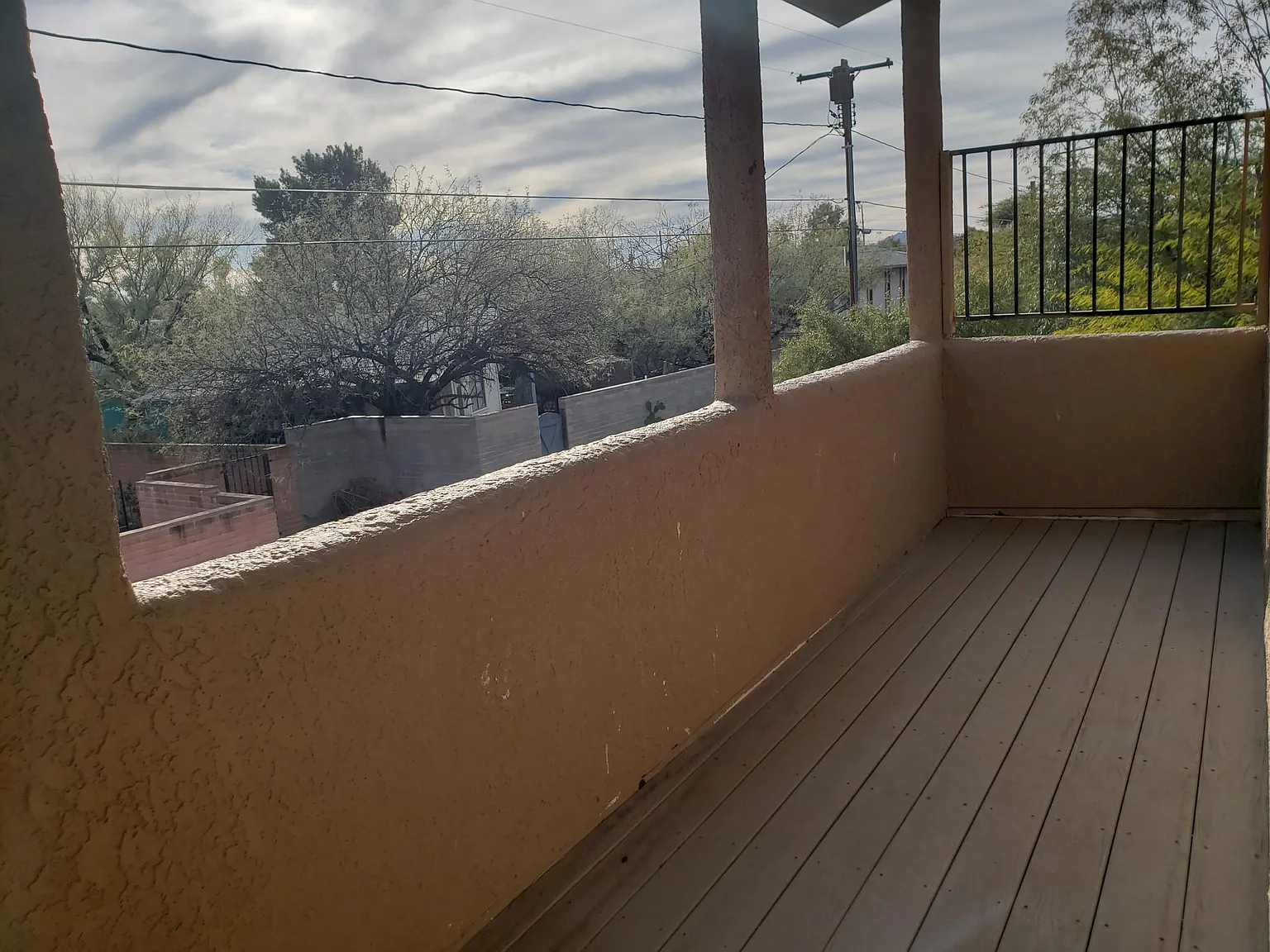 1144 E Edison St — Photo 2