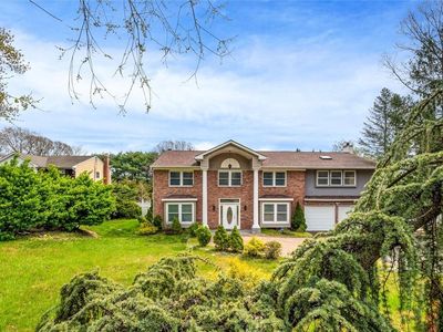 101 Stonehurst Lane, Dix Hills, NY, 11746