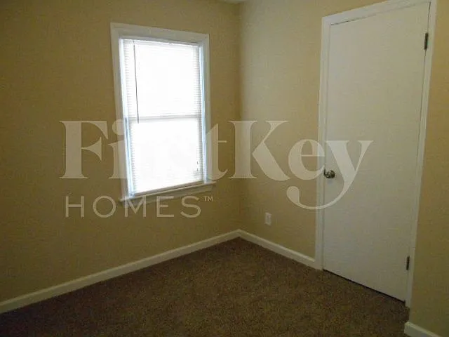 1405 Gahan Dr — Photo 6