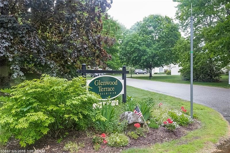 Well maintained and beautifully landscaped Glenwood Terrace.