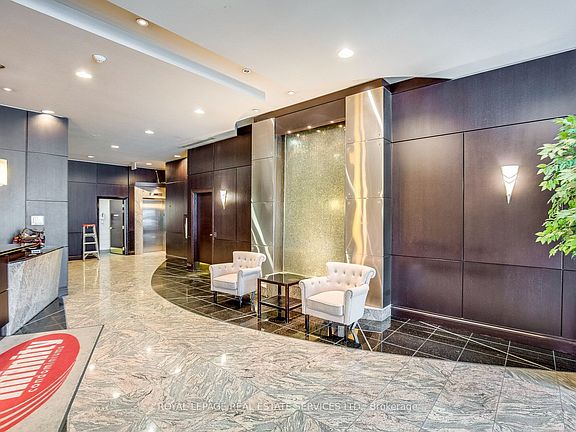 3rd image of 30 Grand Trunk Cres #2012