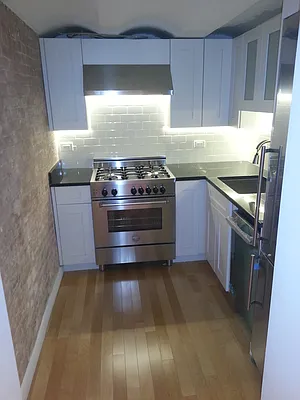 Rented by Allen Harris, LREB | media 3