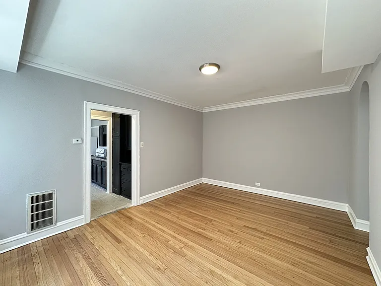7932 S Kingston Ave #M09R — Photo 7