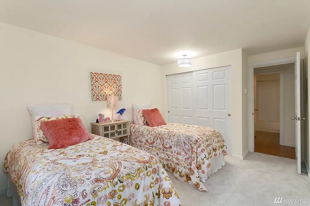 3819 130th Ln SE — Photo 3
