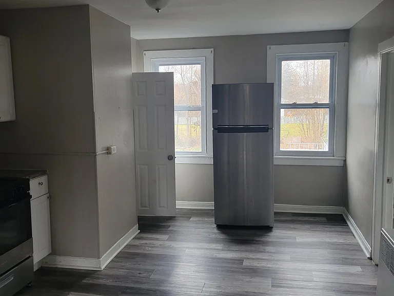 24 Spring St #2 — Photo 3