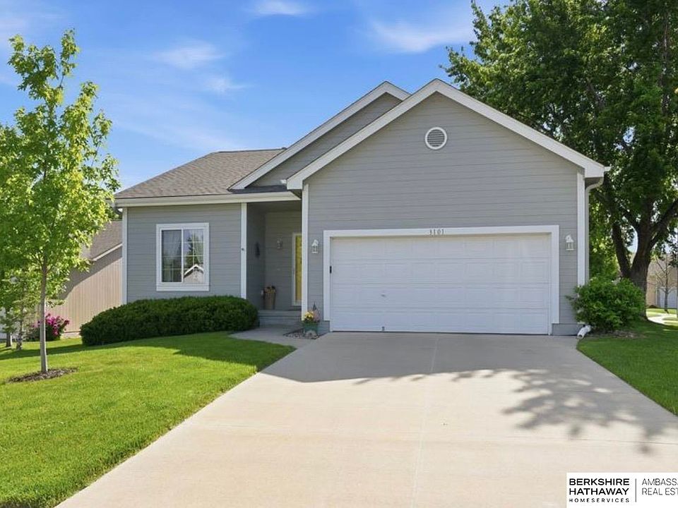 1st image of 3101 N 147th Cir