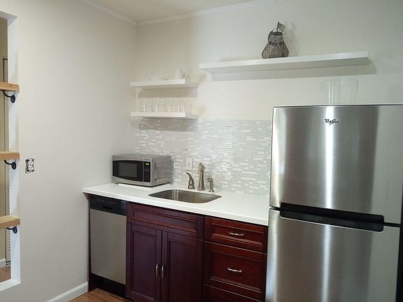 2nd image of 1337 Airport Dr APT G05