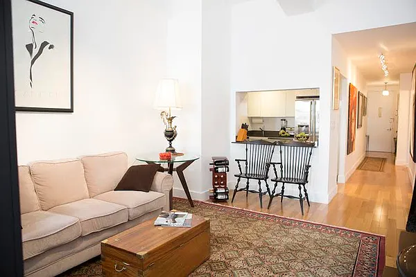 Rented by Winzone Realty Inc | media 7