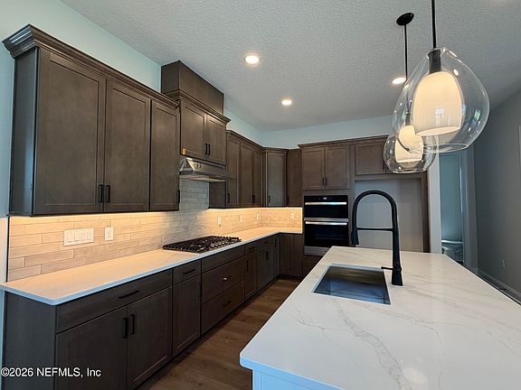 4th image of 282 BEDFORD Terrace