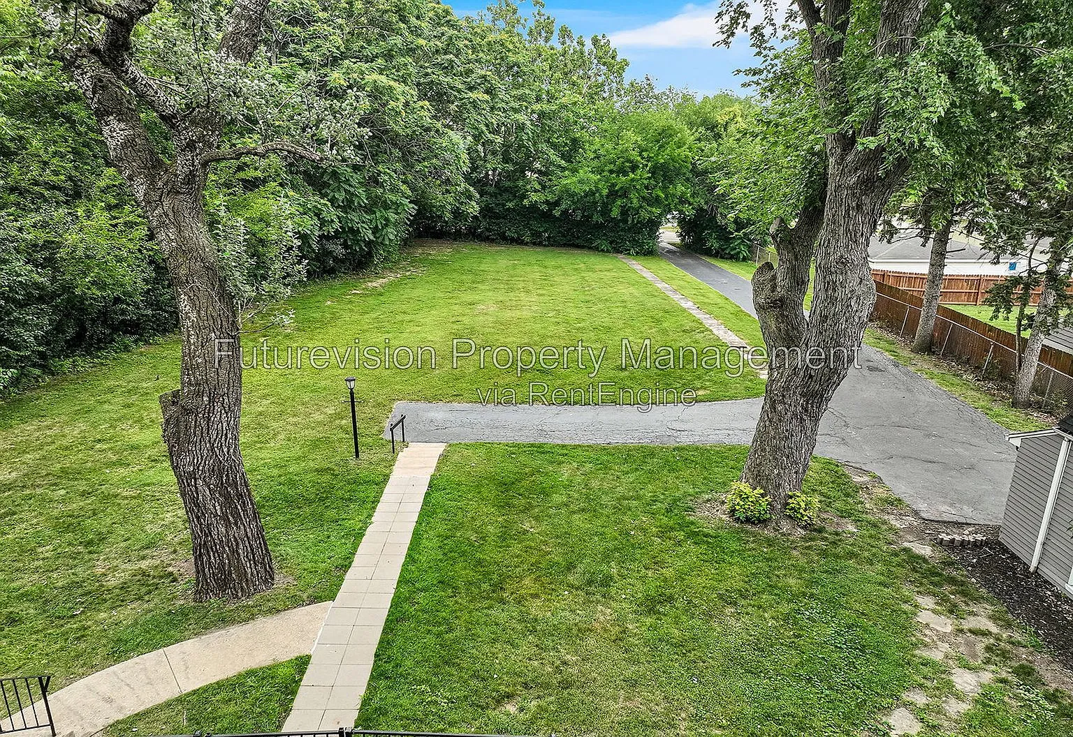 3 bed, 1.0 bath, 1616 sqft, $2,750 — Photo 4