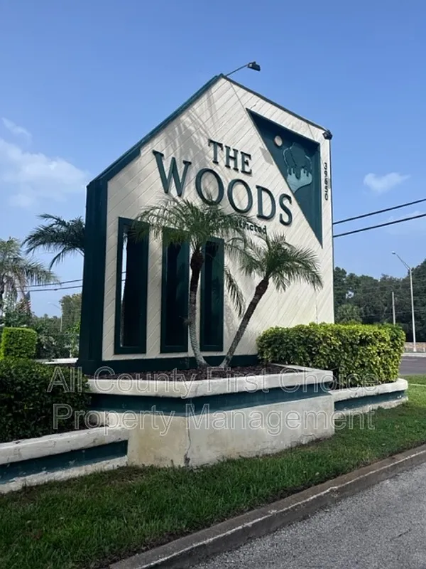 2 bed, 2.0 bath, 950 sqft, $1,550 — Photo 4