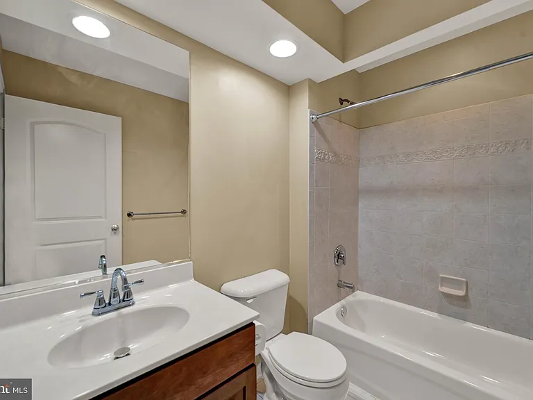 19 Meadowlark Dr — Photo 50