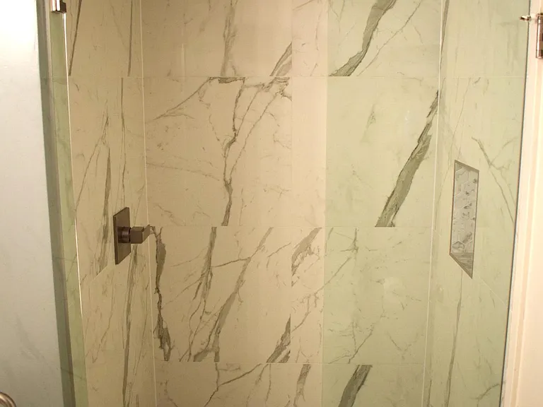 670 Vernon St #107 — Photo 15