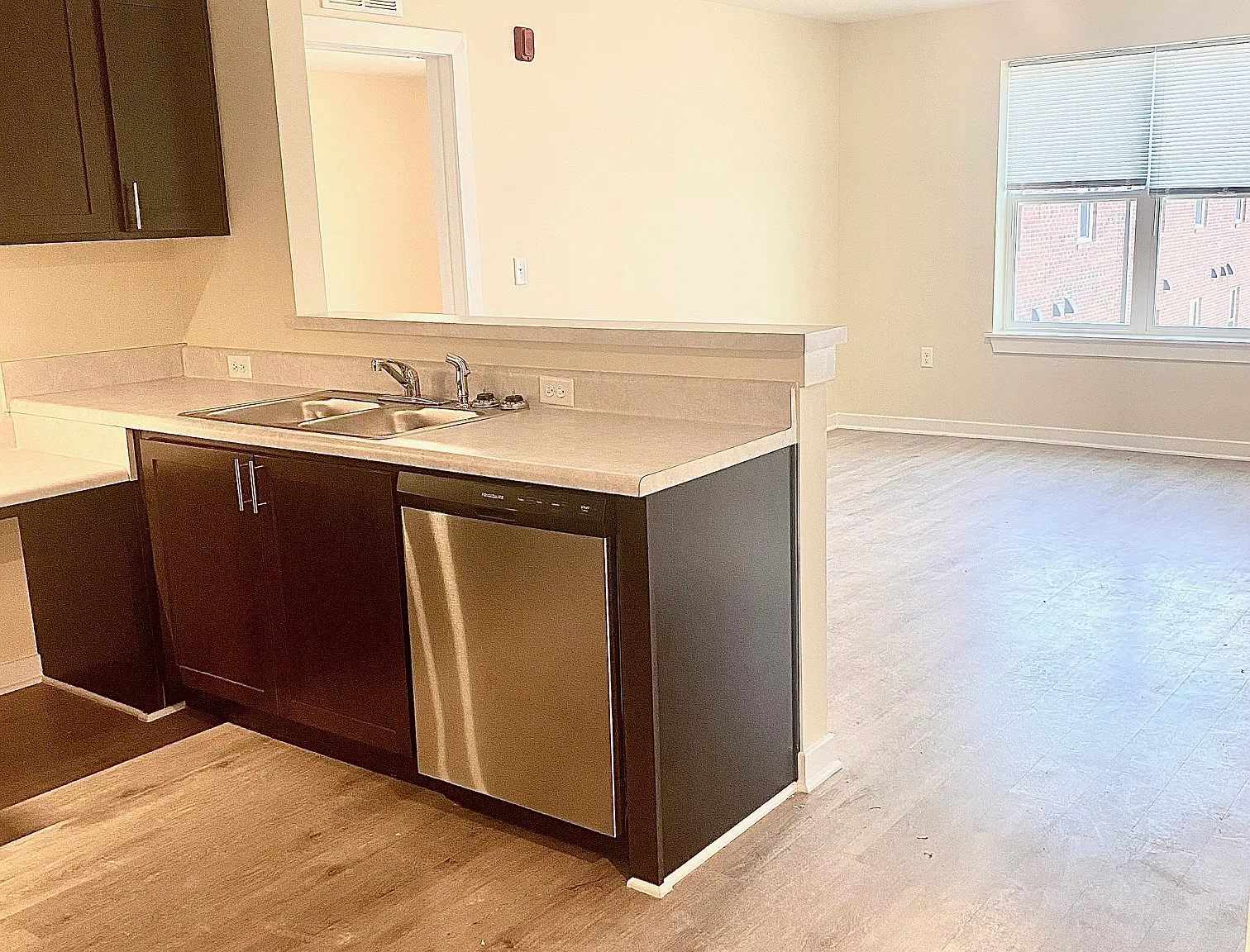 Saratoga Place — Photo 4