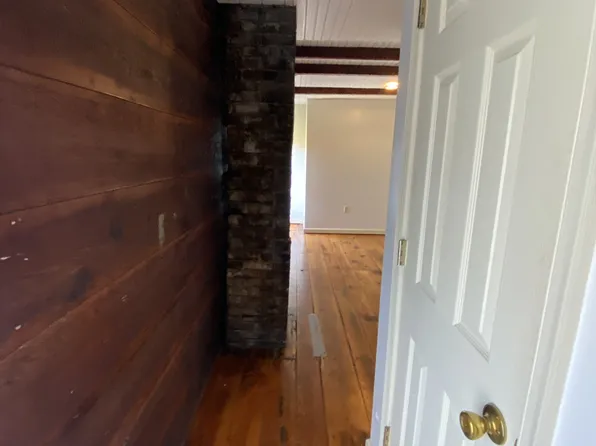 135 W Main St, Wardensville, WV