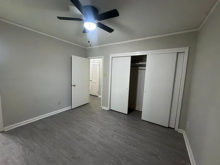 3054 Merrimac Dr — Photo 17