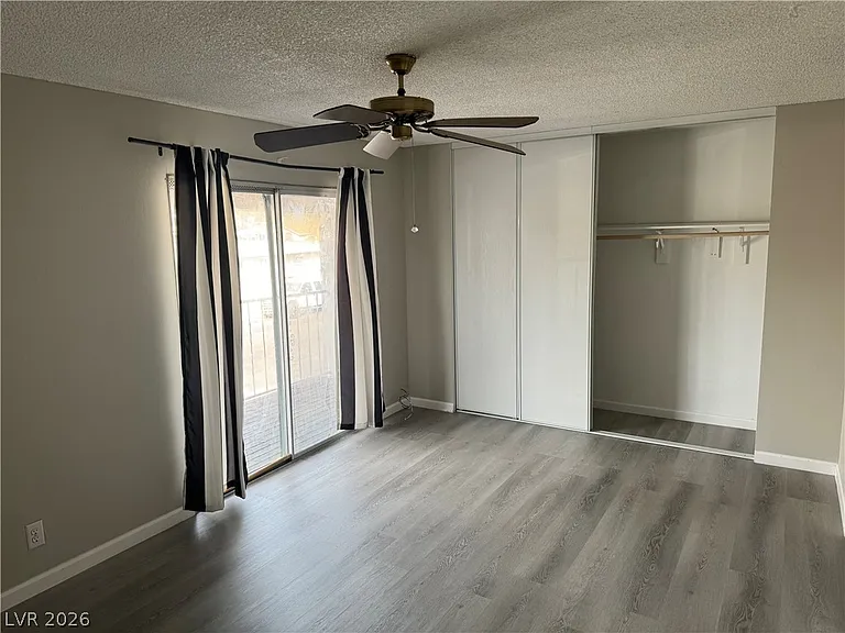 2158 E Desert Inn Rd — Photo 13