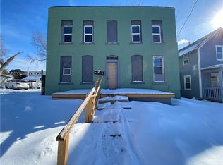 913 Walker St, Des Moines, IA 50316