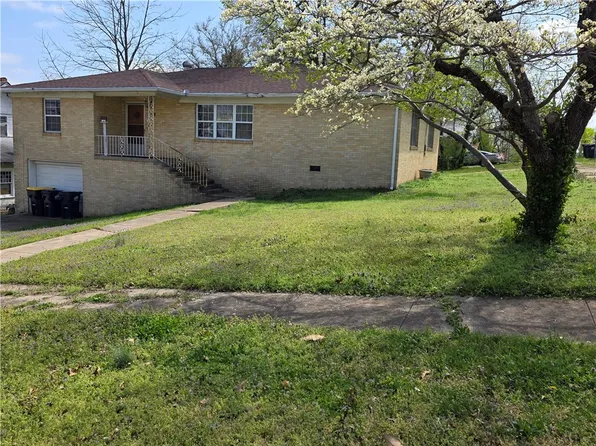 120 W Erie Ave, Harrison, AR 72601