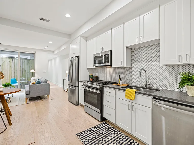 4016 Georgia Ave NW #2 — Photo 15