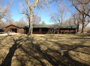 18 N Willison Rd, Hutchinson, KS 67501