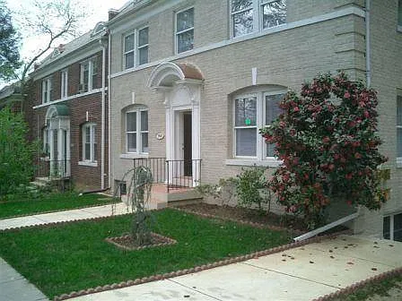 3933 Davis Pl NW #6 — Photo 1