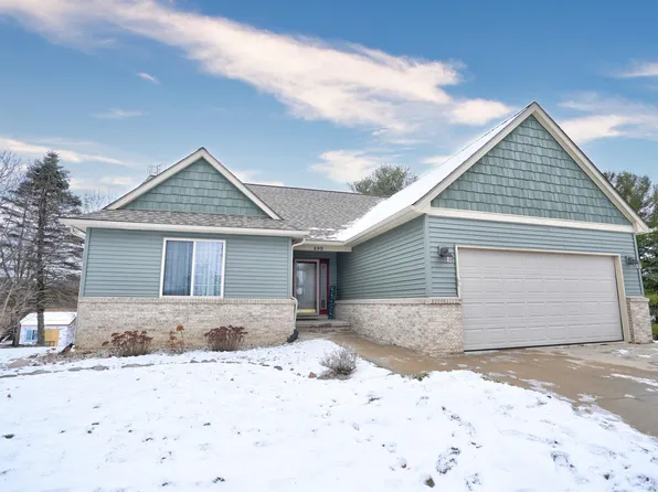 842 Star Dr, Davison, MI 48423