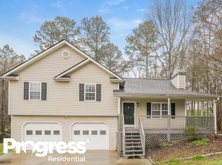 303 Fairview Dr, Dallas, GA 30157