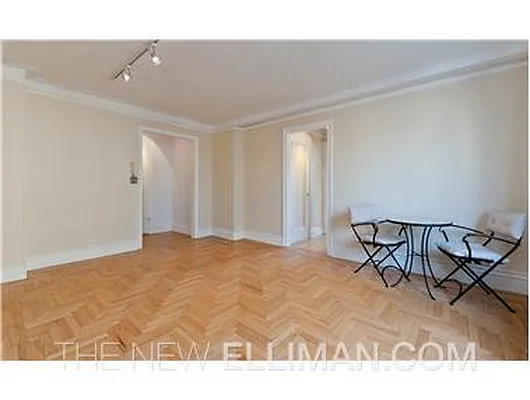 Sold by Douglas Elliman | media 15