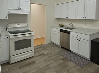 (Undisclosed Address), East Islip, NY 11730