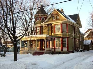 402 E Pacific St, Appleton, WI 54911