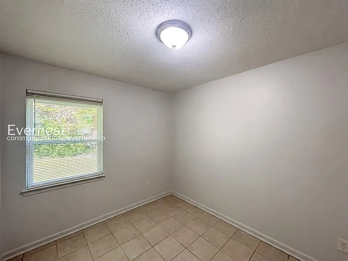 1416 Moss Point Dr — Photo 20