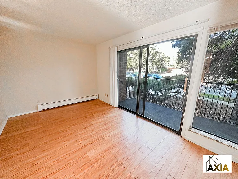 1200 College Ave — Photo 4