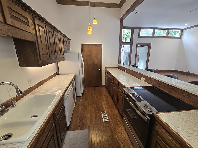 6434 Southpoint Dr — Photo 6
