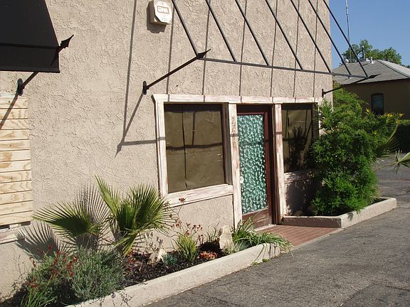 Spring Street Frontage