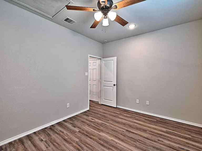 11475 Underwood St — Photo 19