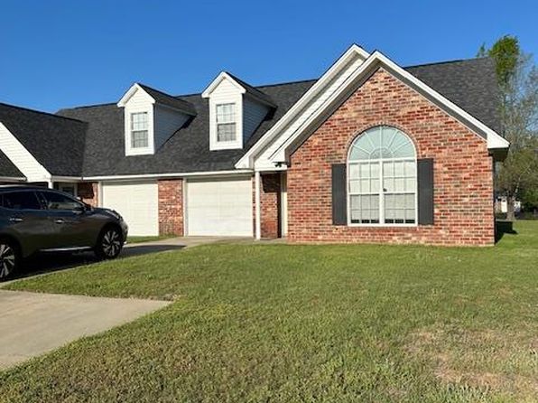 70 Ramsgate Ct, Sumter, SC 29154