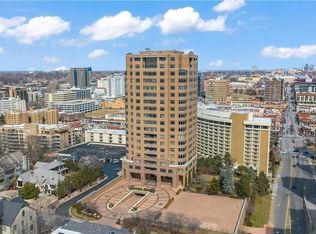 400 W 49th Ter APT 2034, Kansas City, MO 64112